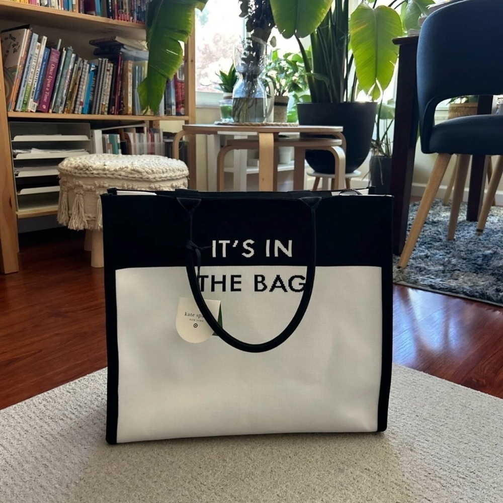 Kate Spade New York x Target Tote IT'S IN THE BAG Color Block White & BLack ❤️❤️ - Picture 1 of 8